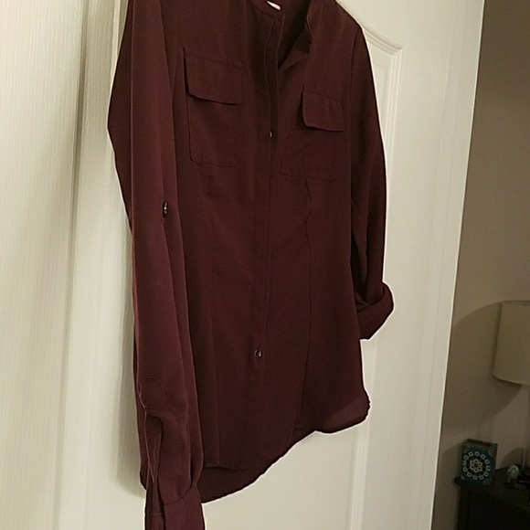 Calvin Klein button up - Picture 4 of 7